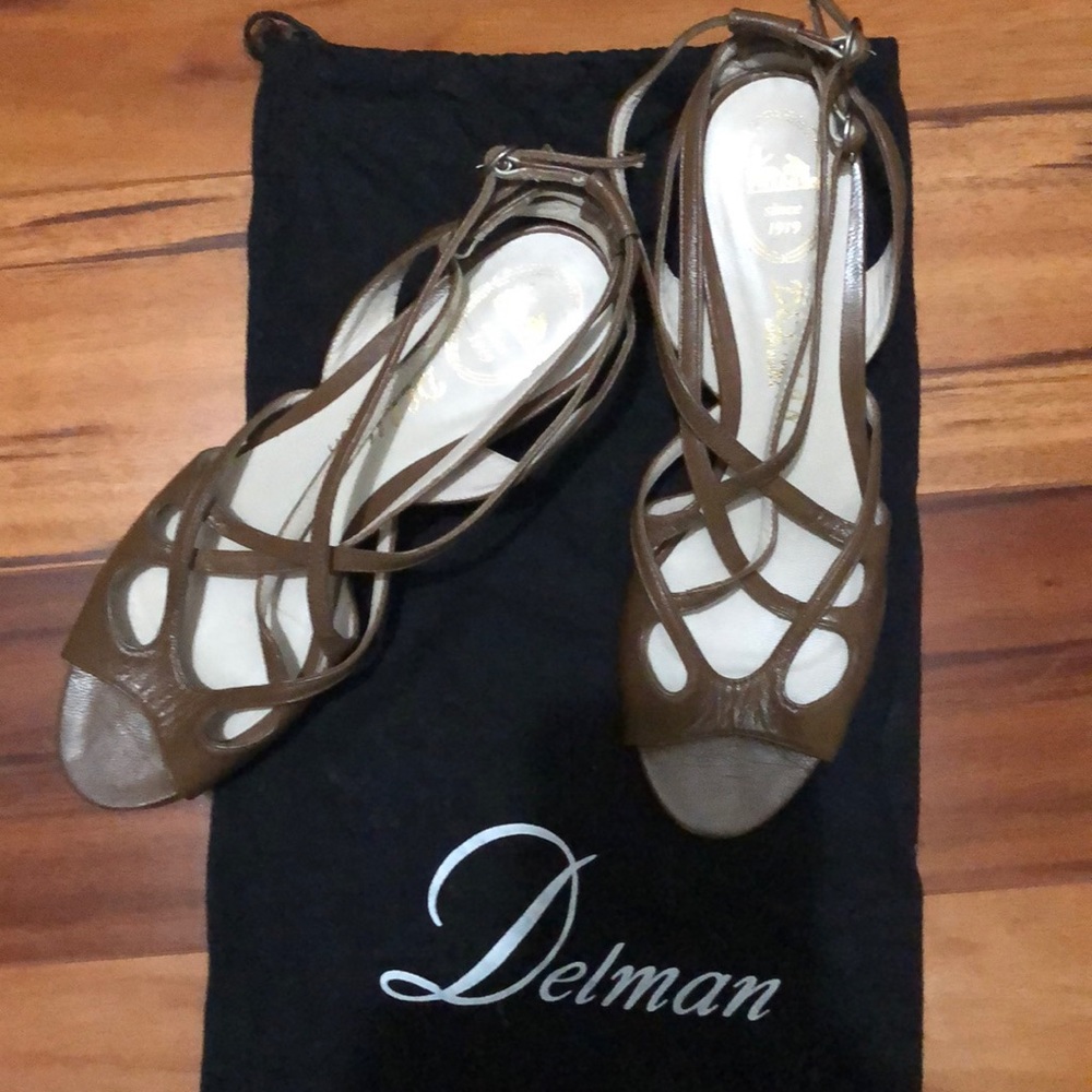 Delmarva Vintage Leather Sandals